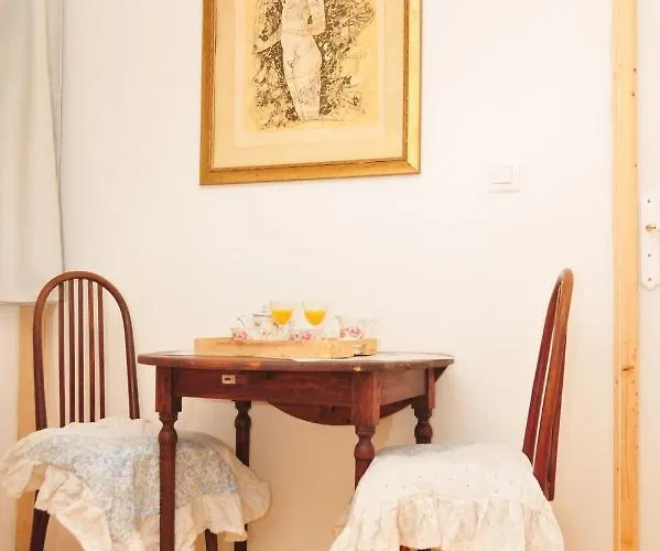 Bed and Breakfast Le Relais Des Fees 3*