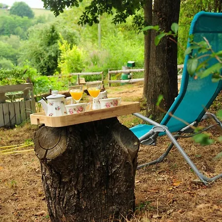 Le Relais Des Fees Nocleg ze śniadaniem 3*